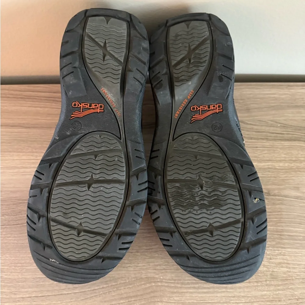 Dansko Thomas Shoe - 42 - Black